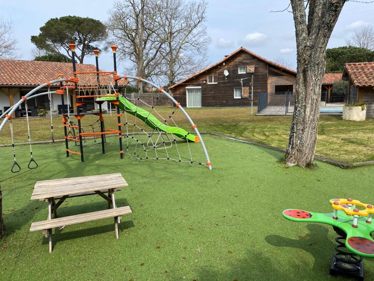 Ensemble De 3 Villas Avec Piscine Chauffee, Esprit Detente Sanguinet Exterior foto